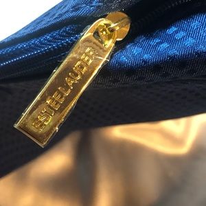Estée Lauder BNWOT Makeup Bag